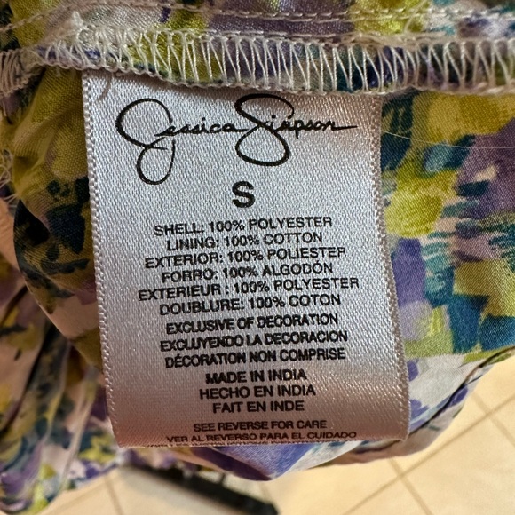 Jessica Simpson summer top size small - Picture 4 of 5